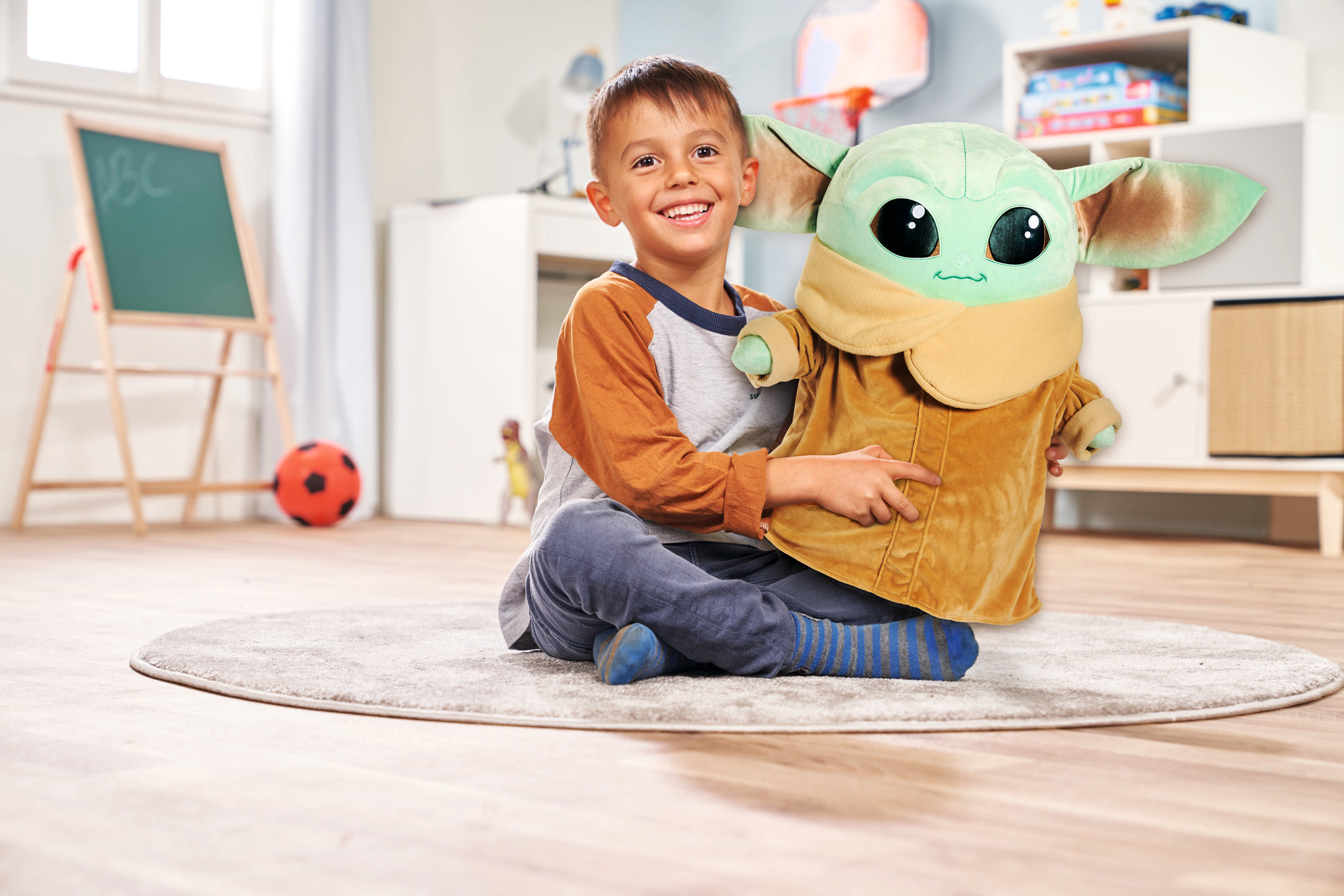 Bebé yoda best sale de peluche